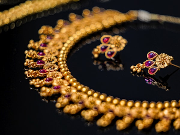 Men's gold collection